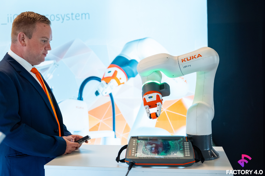 https://factory40.ro/2024/wp-content/uploads/2024/03/Panel-5-Robotics-Automation.png