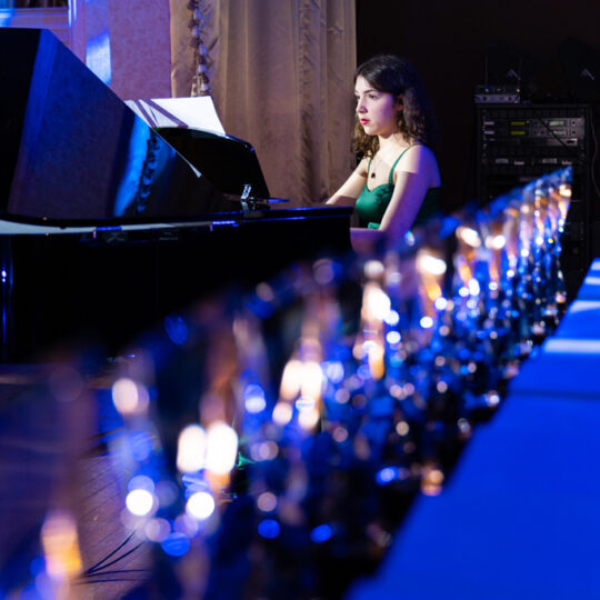 https://factory40.ro/2024/wp-content/uploads/2024/06/10.19.2023-GALA-FACTORY-4.0-139-540x540.jpg