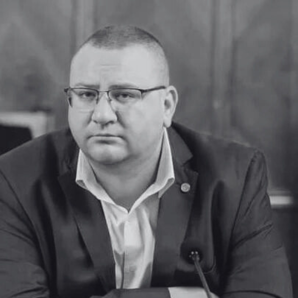 https://factory40.ro/2024/wp-content/uploads/2024/06/Andrei-Alexandru.png