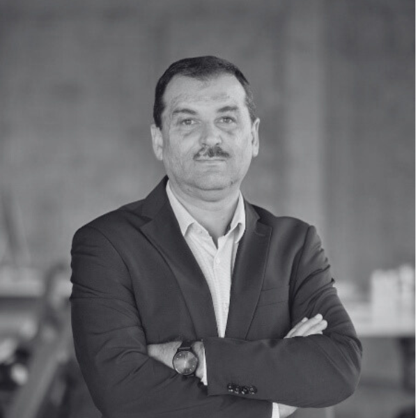 https://factory40.ro/2024/wp-content/uploads/2024/06/Dan-Bogdan.png