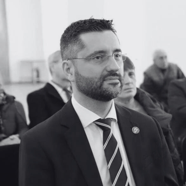 https://factory40.ro/2024/wp-content/uploads/2024/09/Ovidiu-Benanscchi.png