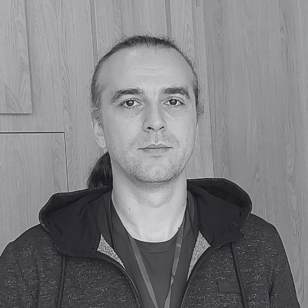 https://factory40.ro/2024/wp-content/uploads/2024/10/Andrei-Avram.png
