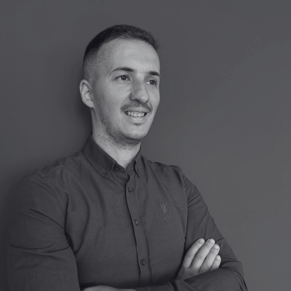 https://factory40.ro/2025/wp-content/uploads/2025/08/George-Popescu.png