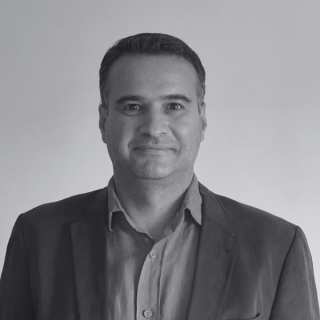 https://factory40.ro/2025/wp-content/uploads/2025/09/Catalin-Mihuta-320x320.png