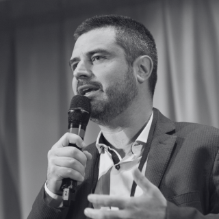 https://factory40.ro/2025/wp-content/uploads/2025/09/Giorgio-Chivilo-320x320.png