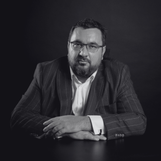 https://factory40.ro/2025/wp-content/uploads/2025/09/Marian-Radoi-320x320.png