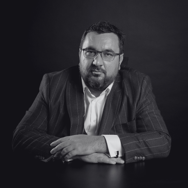 https://factory40.ro/2025/wp-content/uploads/2025/09/Marian-Radoi.png