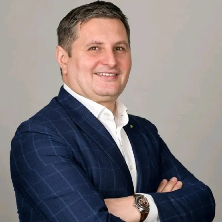 Marius Hărătău, founder of FACTORY 4.0 and President of the FACTORY X.0 Global Forum