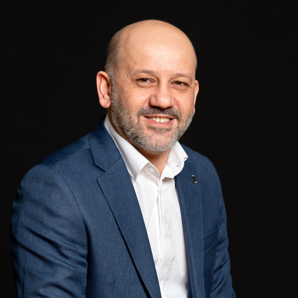 Walter Cor Hagigalinis, CEO of Synotech and Modularix and Uptime Institute Accredited Tier Designer, speaker at FACTORY 4.0 2026