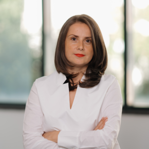 Mihaela Cuțui, Cloud, Data & AI Director at BRINEL | IQANTO, speaker at FACTORY 4.0 Conference 2026, Panel 3 – AI-Driven Robotics & Intelligent Automation